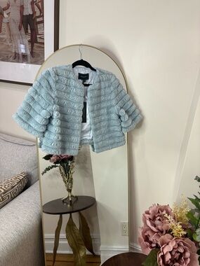 BCBGMAXAZRIA Light Blue cropped Faux Fur Short quarter sleeve Jacket coat